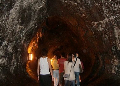 サーストン溶岩トンネルの入り口