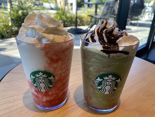 スタバのストロベリーフラペチーノ