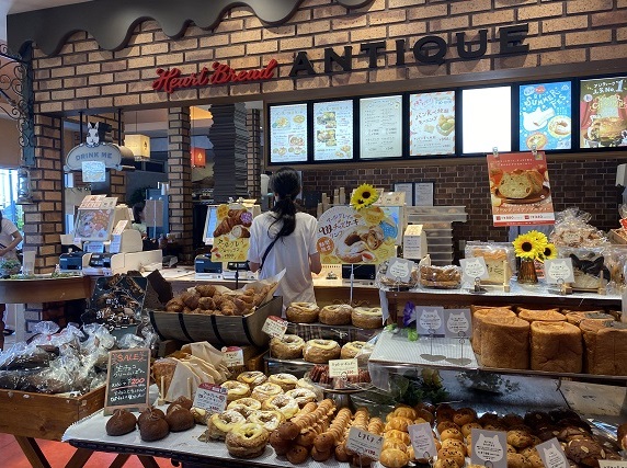 ハートブレッドアンティーク春日井店のモーニングパン食べ放題