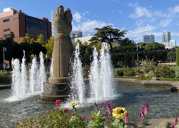 山下公園の水の守護神