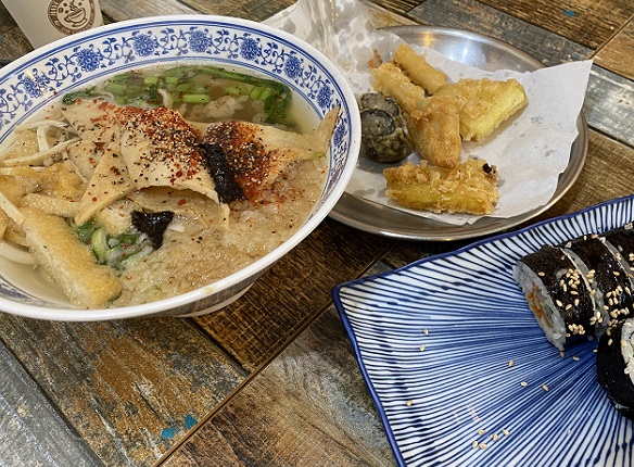 海雲台ブルーラインパーク近くの食堂