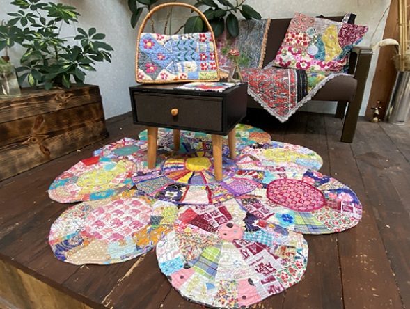 QUILT-AKI作品展(戸田川緑地のフラワーセンターにて2025年5月13日から18日まで開催)