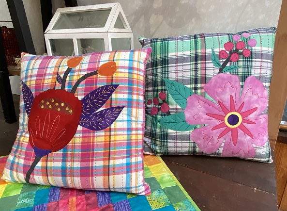 QUILT-AKI作品展(戸田川緑地のフラワーセンターにて2025年5月13日から18日まで開催)