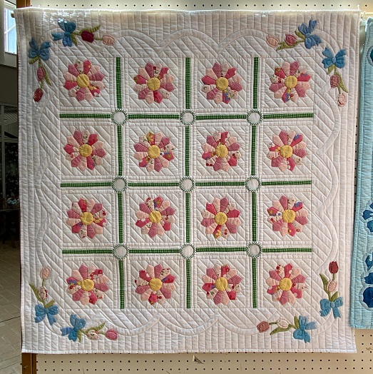 QUILT-AKI作品展(戸田川緑地のフラワーセンターにて2025年5月13日から18日まで開催)