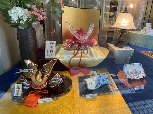 名古屋伏見の瓶屋のディスプレイ