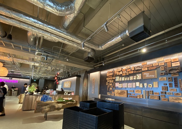 ラーゴ大津たねやの店内