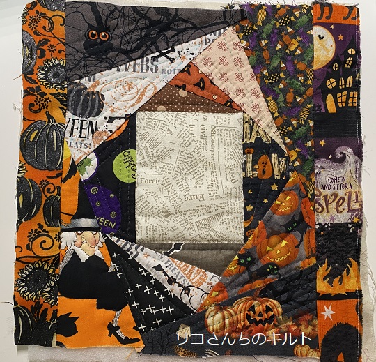 自作のパッチワークキルト制作中(ハロウイン)