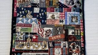 第5回世界ねこアートコンクール展参加作品（自作のパッチワークキルト）