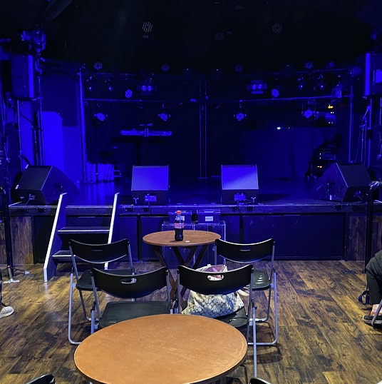 雲竜フレックスビルB1Fスペードボックスにて音楽食堂ライブ