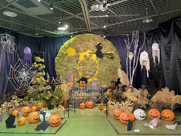荒子川公園(名古屋市港区)のハロウイン飾り(2025年10月18日撮影)