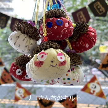 ドングリのパンツを使った手作りチャーム