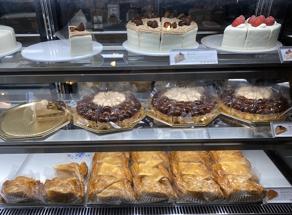 上高地五千尺ホテルのカフェラウンジ