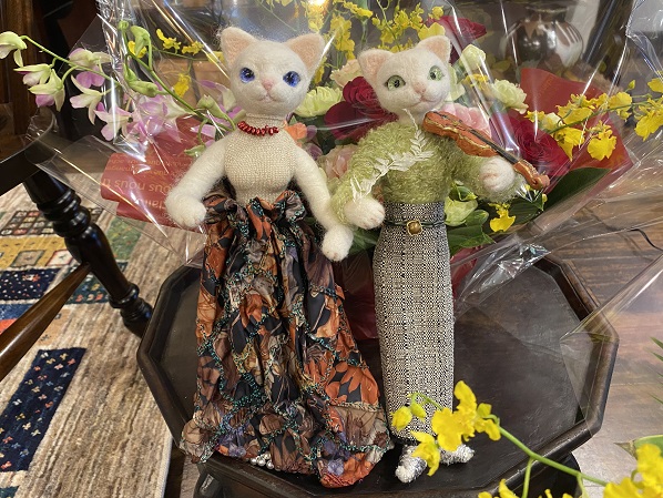 日日のクラフト美卯(愛知県一宮市)で開催中作品展(手羽サキさんのフェルトネコ)