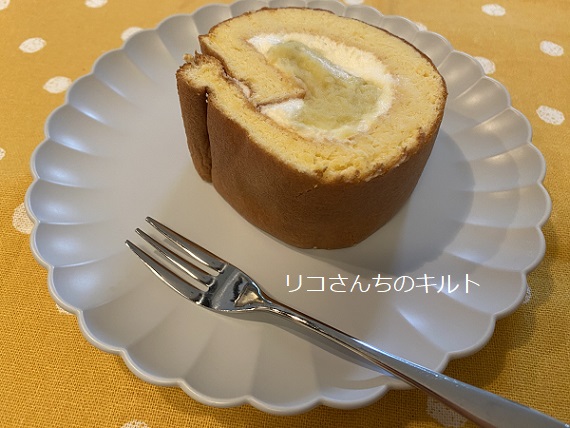 手作りサツマイモのロールケーキ