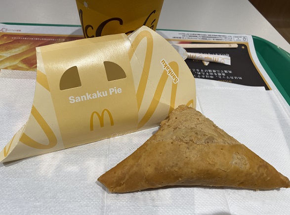 マック期間限定三角チョコパイティラミス