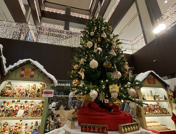 ミッドランドスクエア(ケーテ・ウォルファルト)