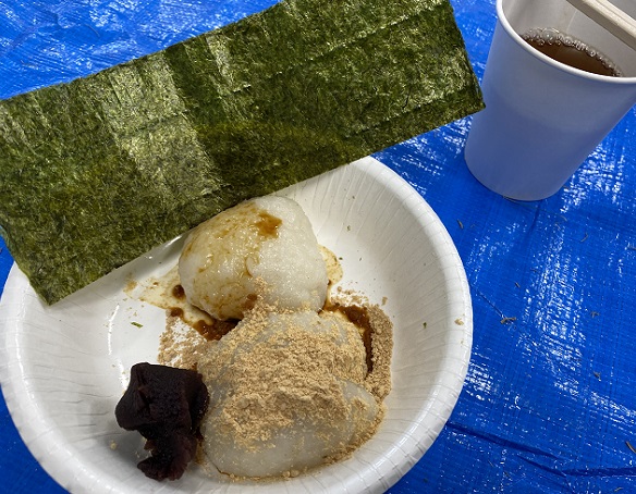 金城学院大学(名古屋市守山区)キャンパス内で開催のイベント(クリスマスリースと正月飾り作り)2025年12月13日