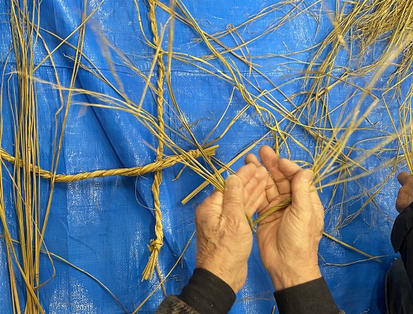 金城学院大学(名古屋市守山区)キャンパス内で開催のイベント(クリスマスリースと正月飾り作り)2025年12月13日