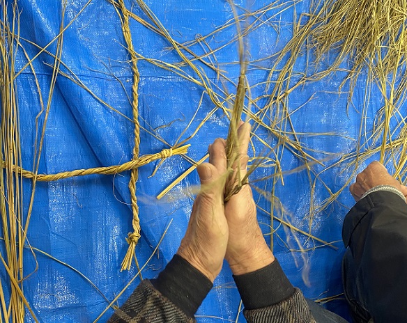 金城学院大学(名古屋市守山区)キャンパス内で開催のイベント(クリスマスリースと正月飾り作り)2025年12月13日