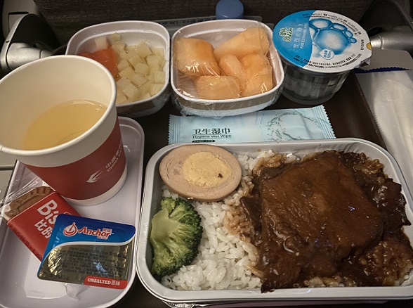 中国東方航空の機内食
