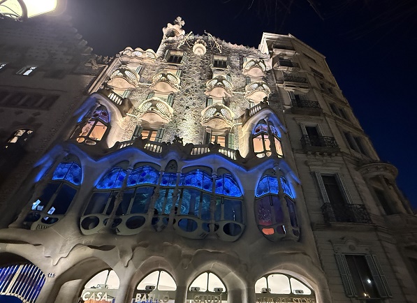 カサ・バトリョ