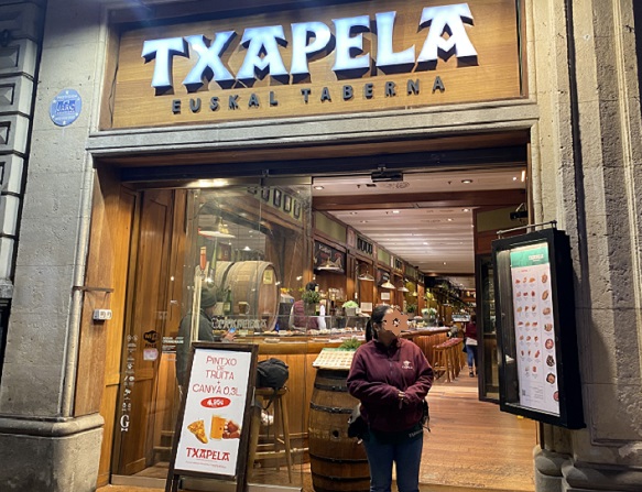 チャペラ(バルセロナのグラシア通り)