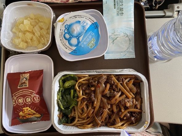 上海東方航空機内食