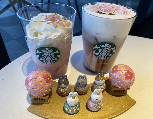 スターバックスのひなまつりフラペチーノと桜咲くラテ