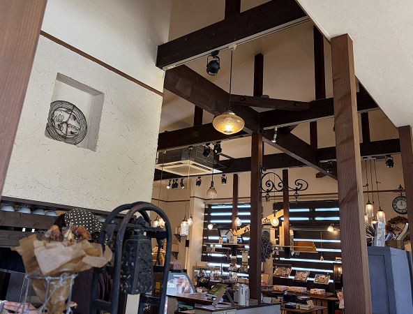 ミルクブッシュ本店（名古屋市守山区）