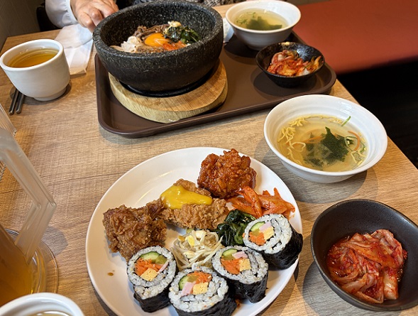 韓シャチ（名古屋市伏見）のランチ