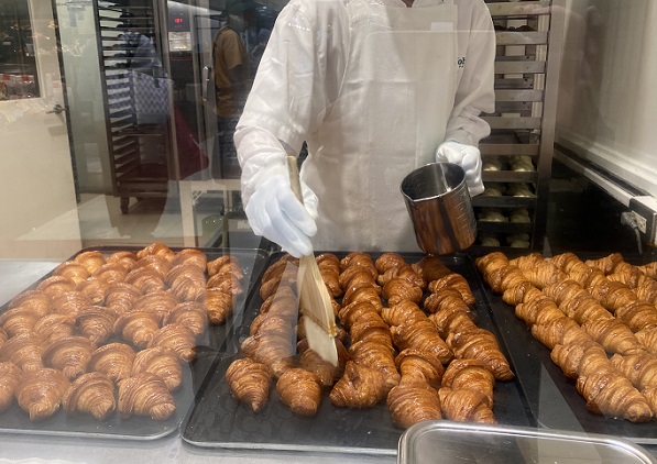 ジョアン(名古屋栄三越店)のミニクロワッサン