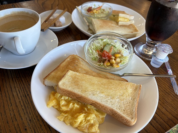 喫茶店十字路のモーニング（豊田市藤岡飯野町）