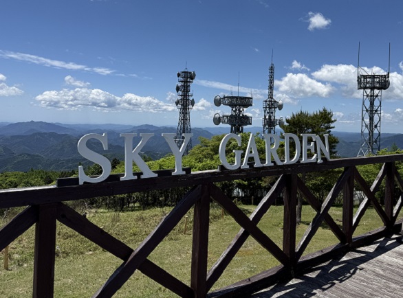 茶臼山高原の展望台(愛知県)2026年5月29日