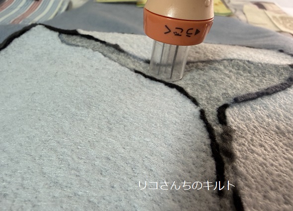 アップリケパンチャーを使ってタペストリー作り